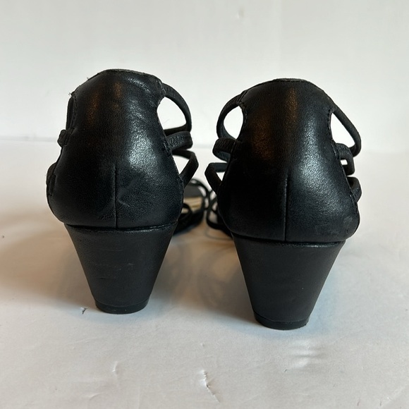 New York Transit Black Strappy Wedge Sandals Women’s Size 6 1/2 M - Picture 4 of 8